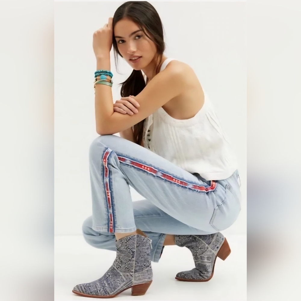 Pilcro The Vintage Straight Jeans